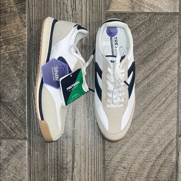 Tretorn White and Blue Retro Sneakers with leather & Suede Accents - Picture 1 of 5